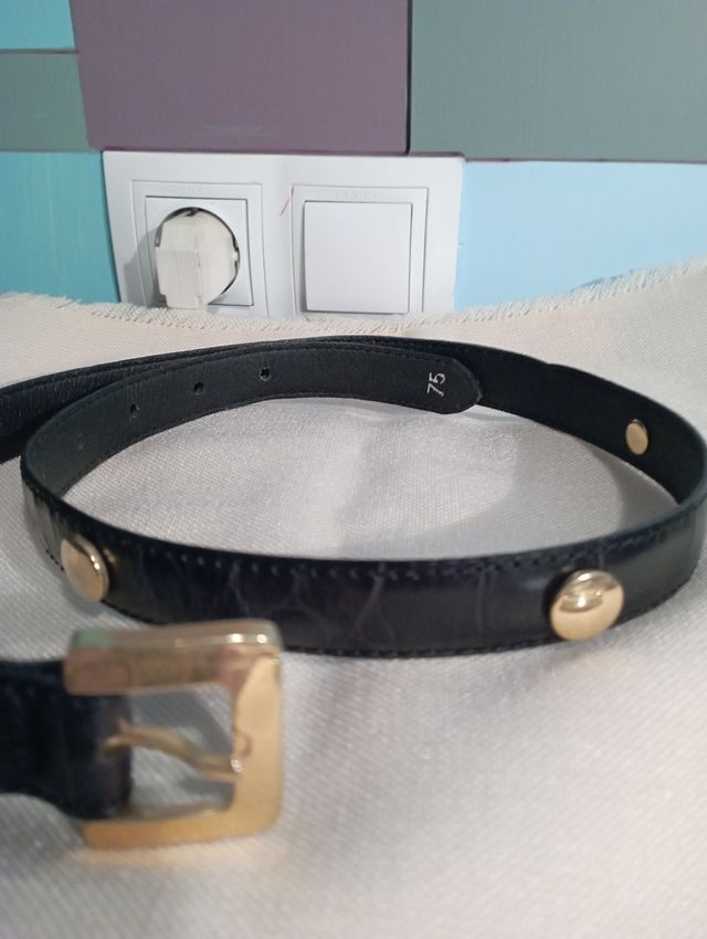 Cinturón vintage piel serpiente negro dorado