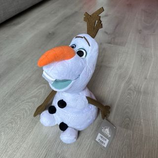 Peluche mediano Olaf, Frozen 2, Disney Store.