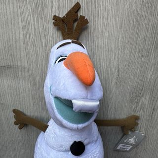 Peluche mediano Olaf, Frozen 2, Disney Store.