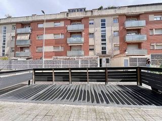 Local comercial en venta en Les Arenes - La Grípia Can Montllor en Terrassa