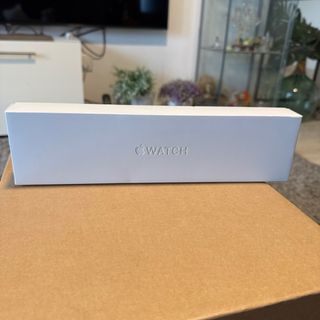 Caja Apple Watch S8 + cable + correa SM
