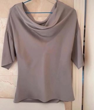 Blusa beige Adolfo Domínguez