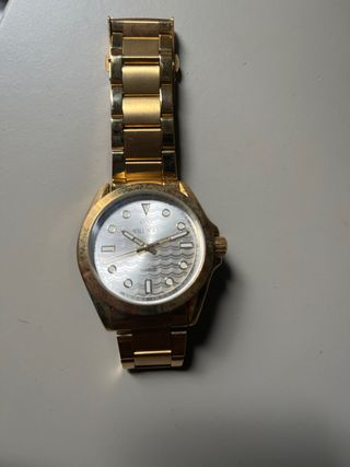 Reloj VILLWAT dorado