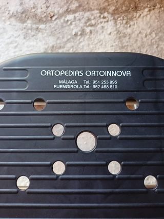 Andador ortopédico con asiento