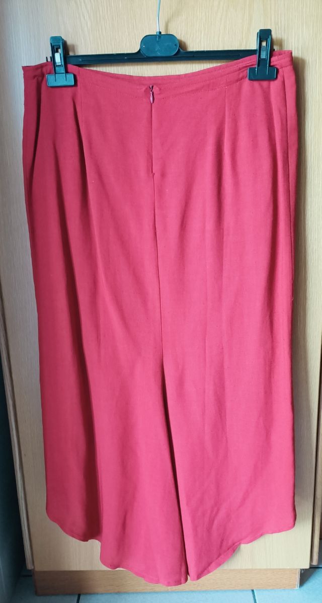 Gonna lunga rossa a coda