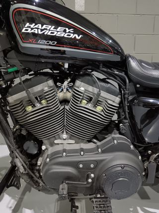 Harley Davidson Roadster 1200