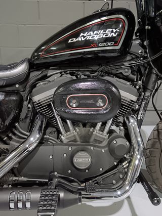 Harley Davidson Roadster 1200