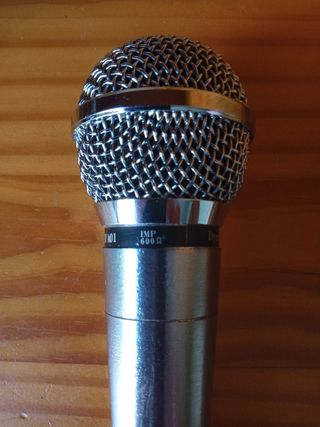 Micrófono MS LM 101 plateado