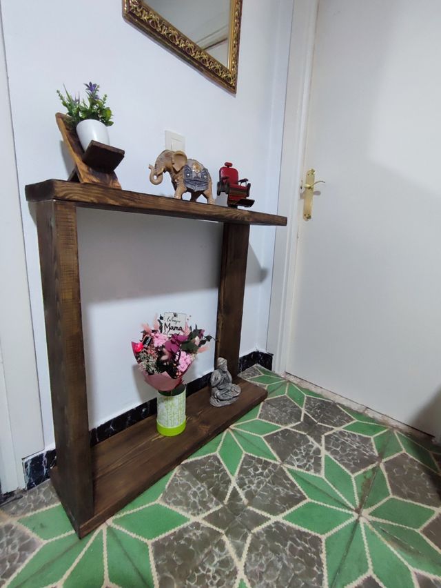 Consola de madeira maciça reciclada