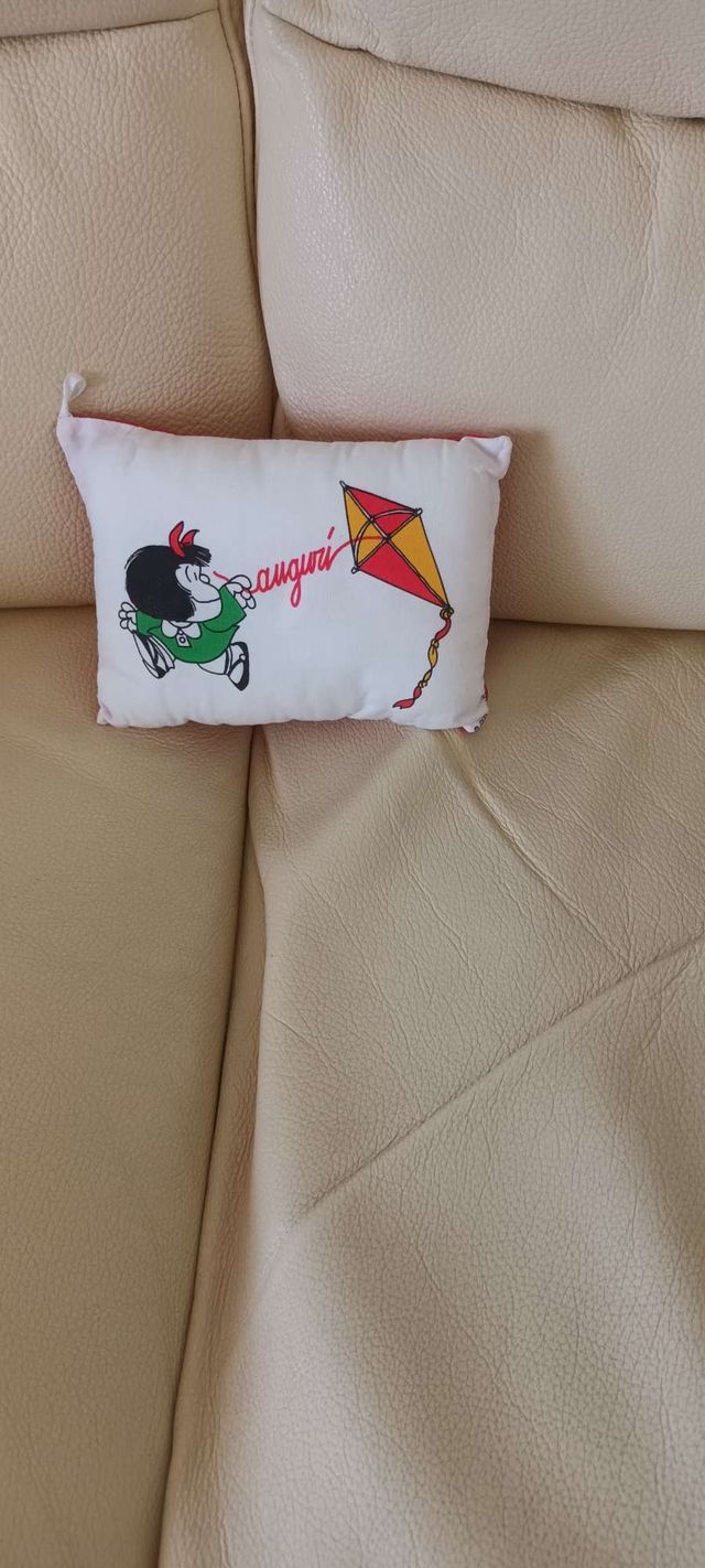 Cuscino Mafalda - Auguri