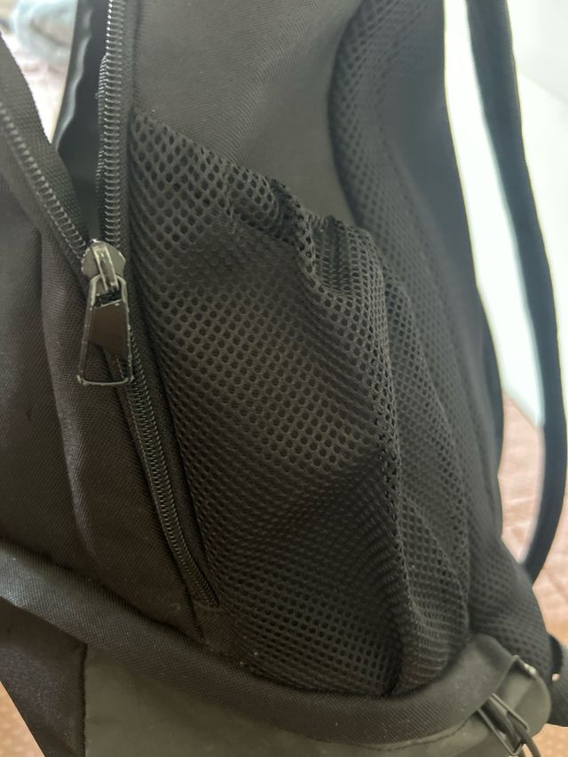 Mochila Adidas - Negra