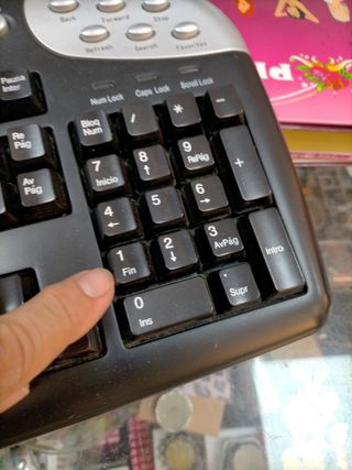 Teclado Phoenix Technologies