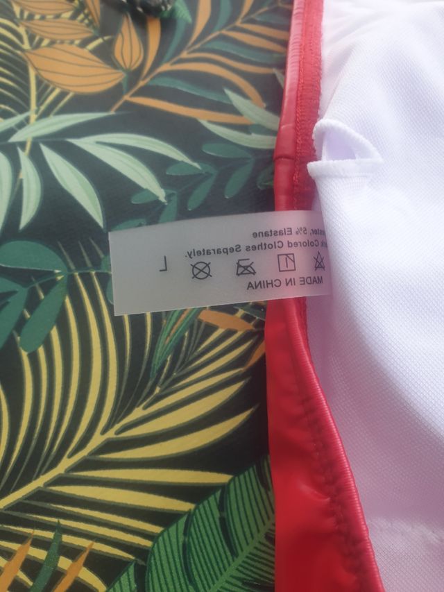 Bañador rojo y blanco - Talla L