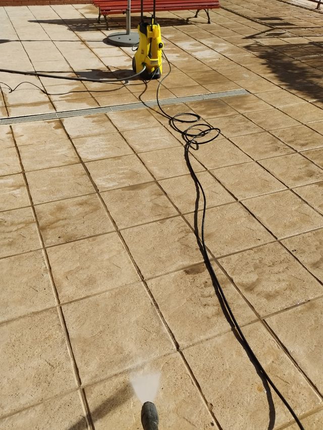 Limpieza a precion con la karcher