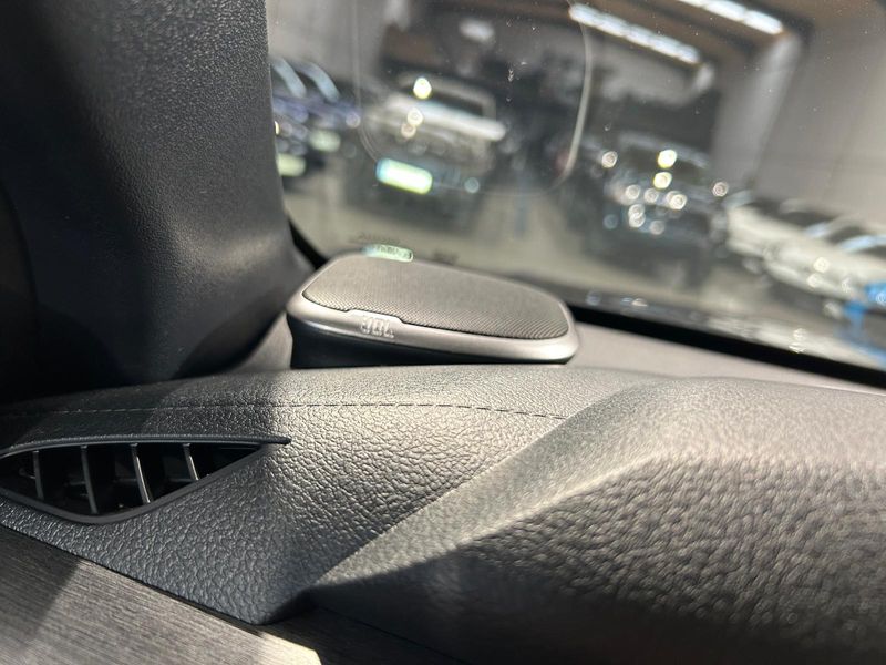 Toyota Hilux 2025, foto 33