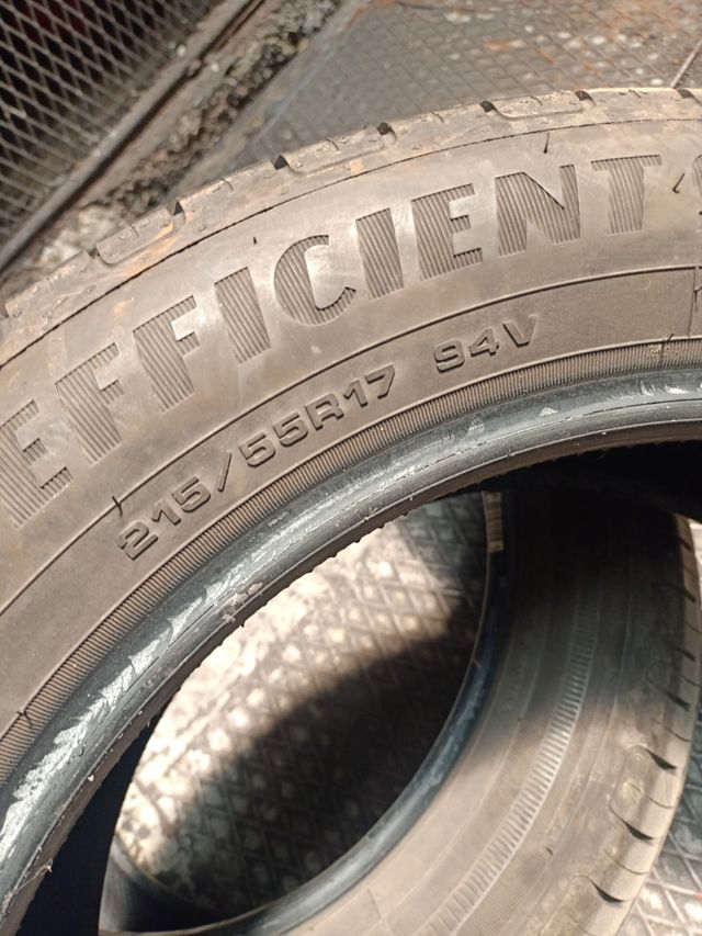 Neumáticos GoodYear EfficientGrip 215/55/17 94V