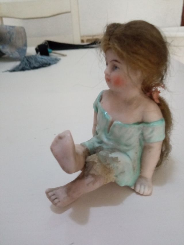Muñeca porcelana antigua