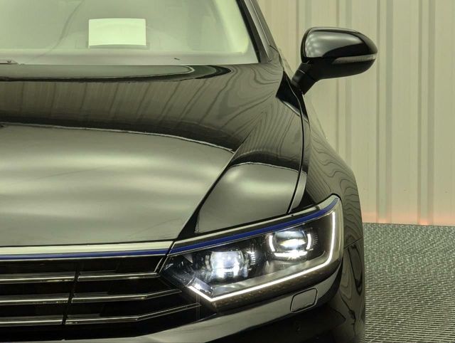 Volkswagen Passat GTE 1.4 TSI ePOWER DSG 218CV