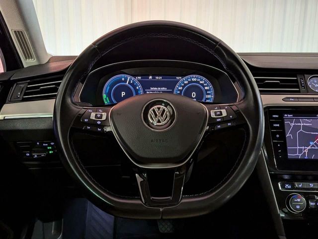 Volkswagen Passat GTE 1.4 TSI ePOWER DSG 218CV
