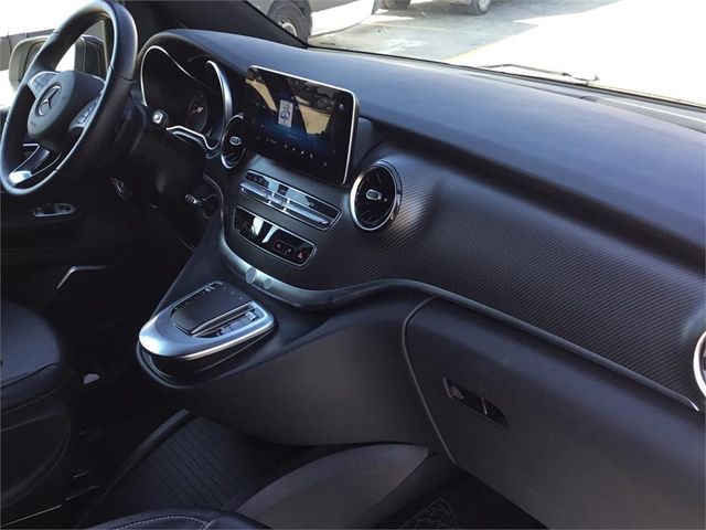 MERCEDES-BENZ Clase V 300 d Avantgarde Largo