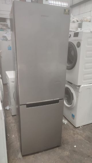 Nevera Samsung 187x60cm