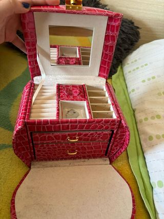 Joyero Pierre Cardin rojo coco