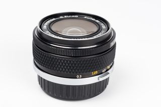 Objetivo Olympus OM Zuiko 28mm