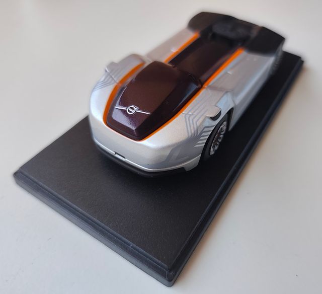 Volvo VERA 1:50 Diecast