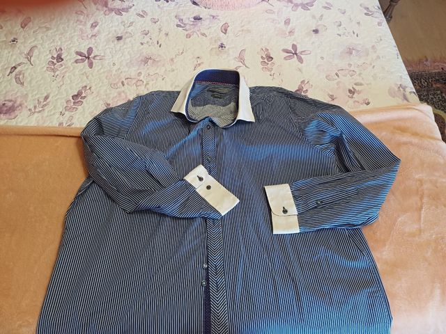 Camisas rosa y azul marino rayas