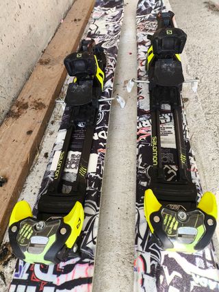 Esquís Armada Norwalk salomon guardián 16