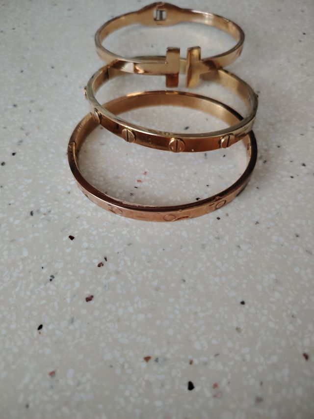 Pulseras doradas - 3 piezas