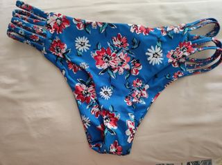 Bikini Shein azul - Baño flores
