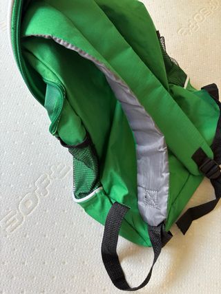 Mochila escolar verde