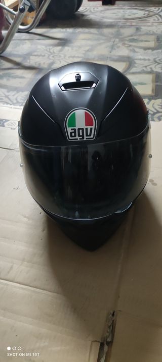 Casco AGV