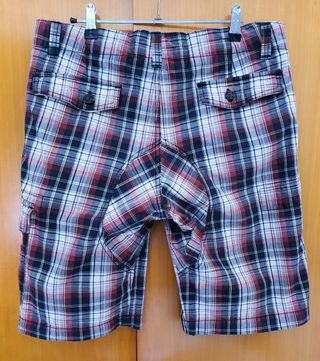 Pantalón Corto Chico ZARA T.44