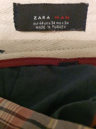 Pantalón Corto Chico ZARA T.44