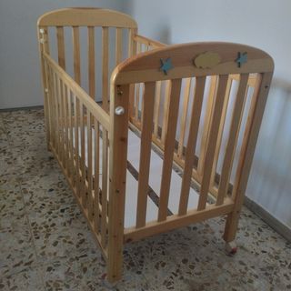 Cuna bebé madera