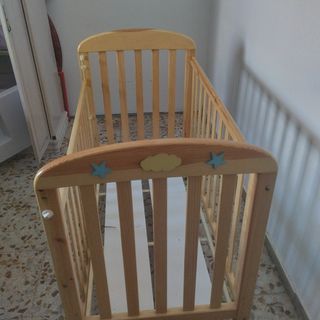 Cuna bebé madera
