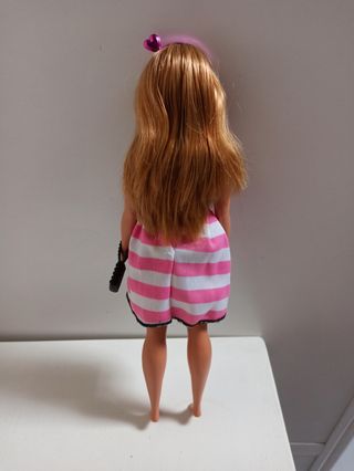 Muñeca Barbie Curvy Fashionista