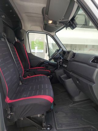Renault Master 2023