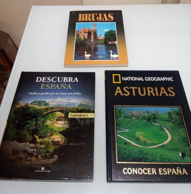 Enciclopedias Cantabria , Asturias y Brujas