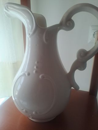 Palanganero con espejo antiguo