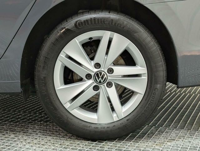 Volkswagen Golf LIFE VARIANT 2.0 TDI 115CV DSG7