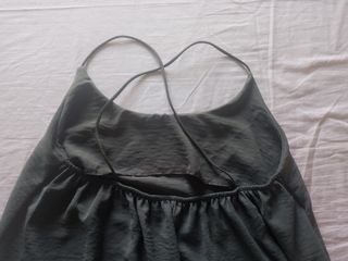 Prendisole lungo verde militare, incrociato dietro