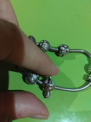 Pulsera Pandora 5 charms multicolor