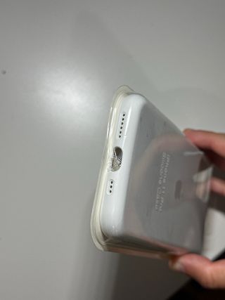 Funda iPhone 11 Pro Apple
