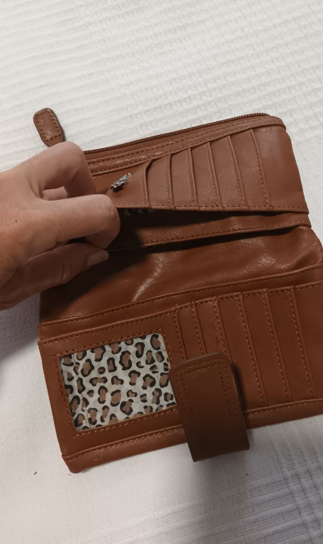 Monedero marrón Inside