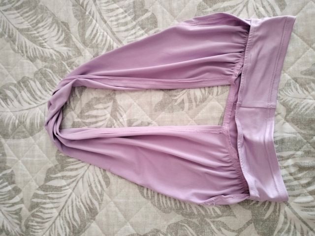 Top halter lila sin espalda