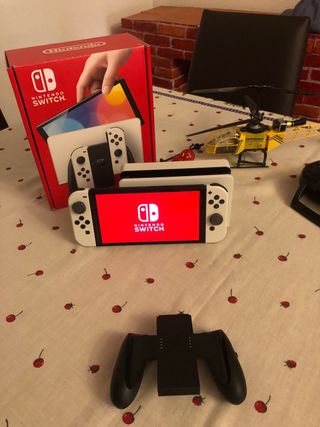 Nintendo Switch OLED blanca