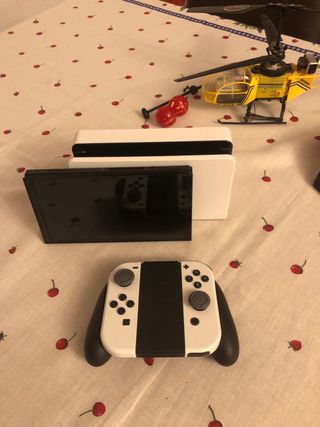 Nintendo Switch OLED blanca
